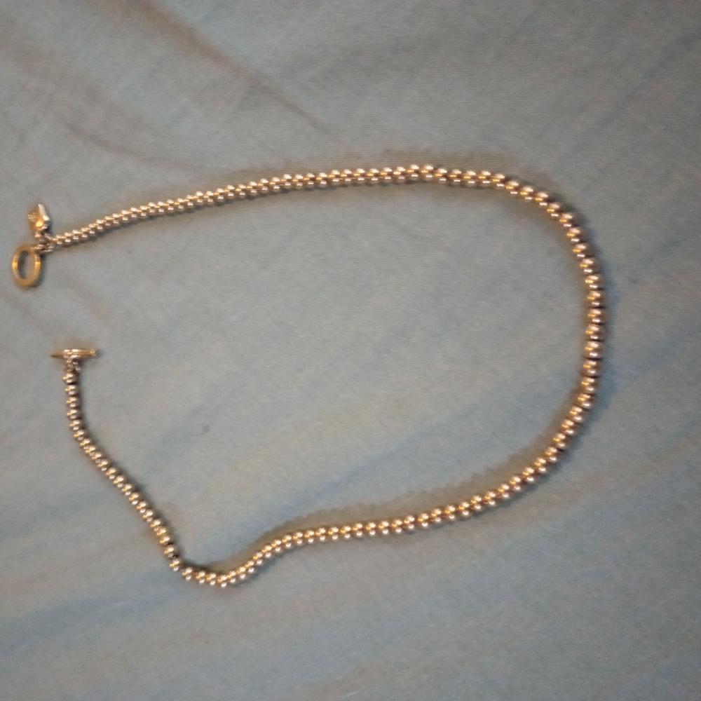 Elegant Gold Beaded Necklace